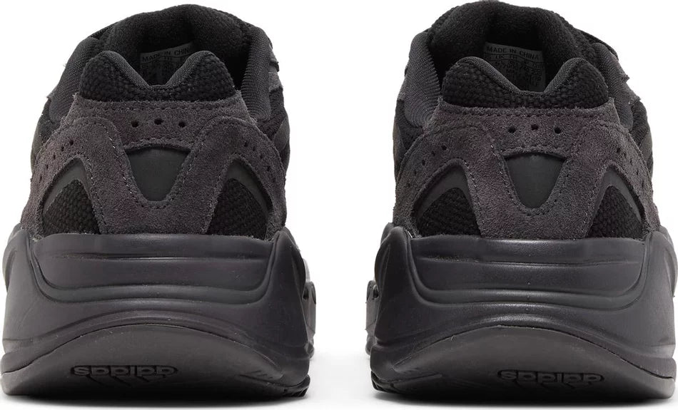 Yeezy Boost 700 V2 - Vanta